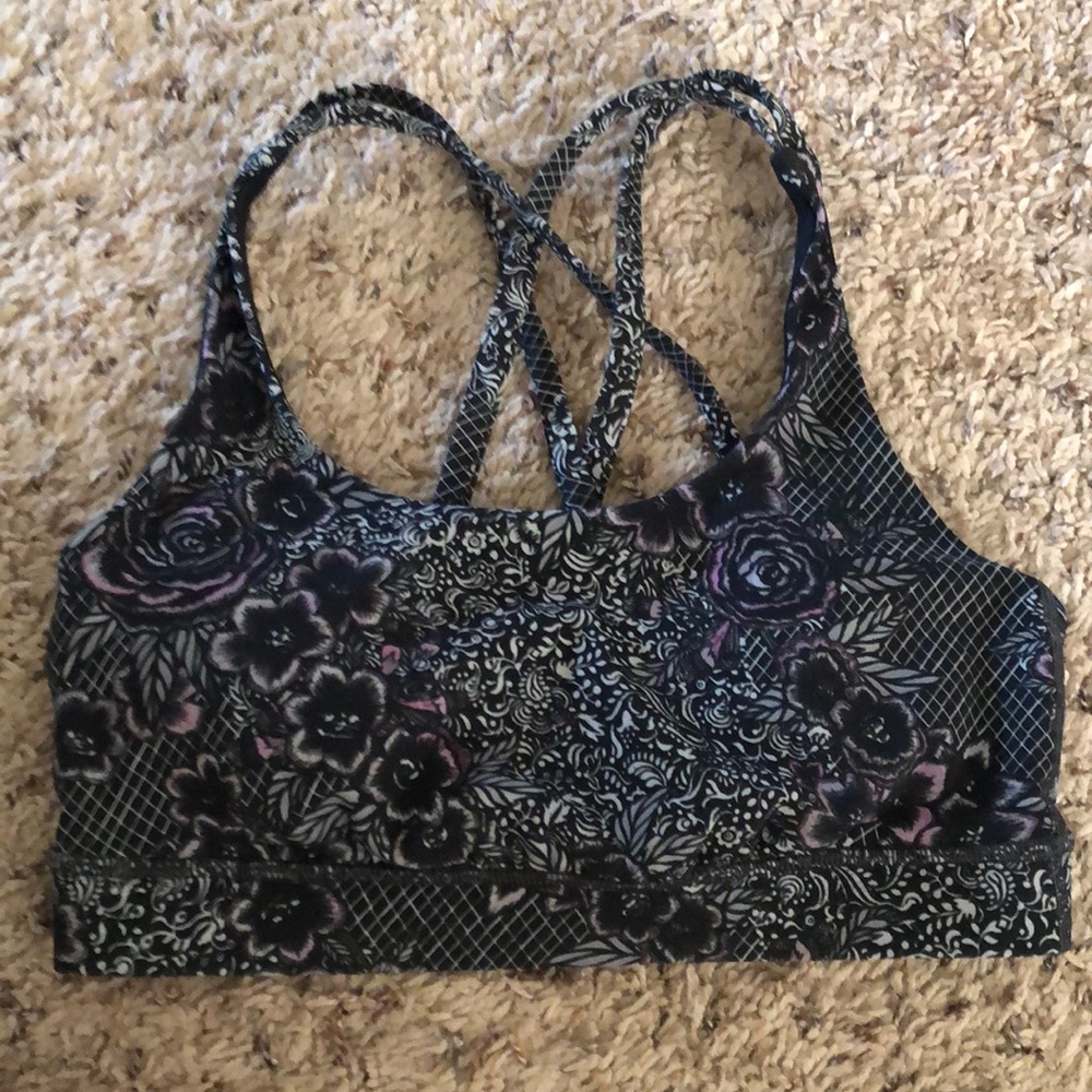 Lululemon padded sports bra